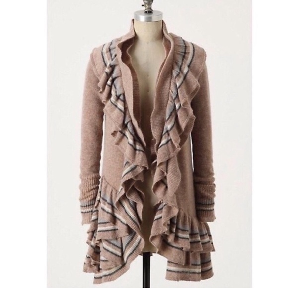Anthropologie Sweaters - Anthropologie Sparrow ruffle sweater